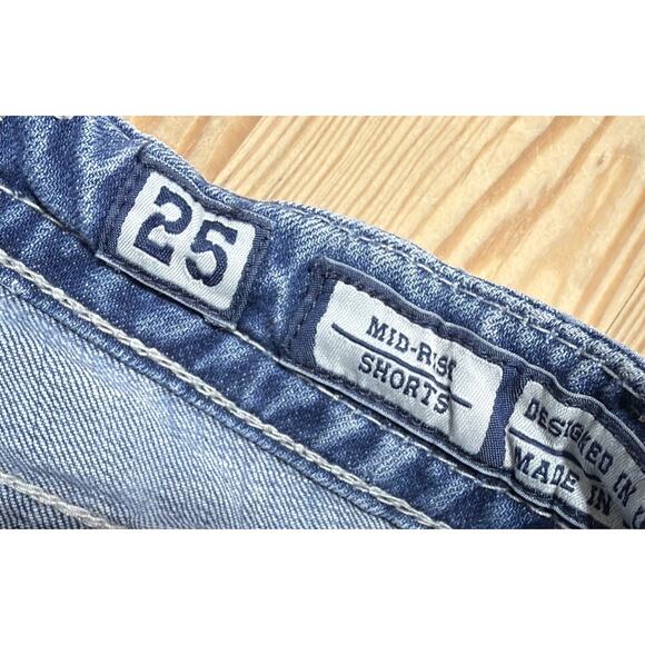 MISS ME Mid-Rise Cut Off Distressed Denim Rhinestones 5 Pocket Flap Shorts 25 - Picture 3 of 6